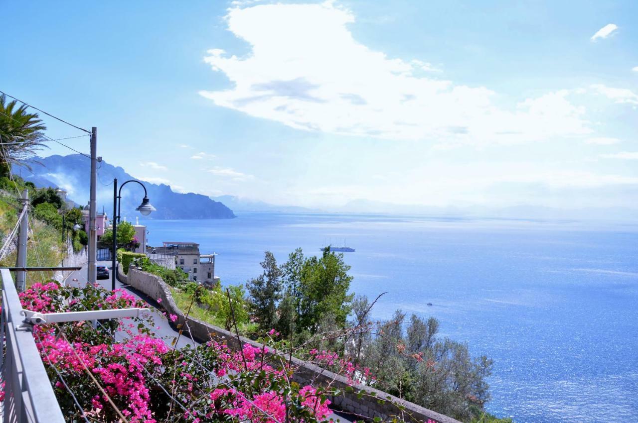 Villa Grace Amalfi Seaview Luaran gambar